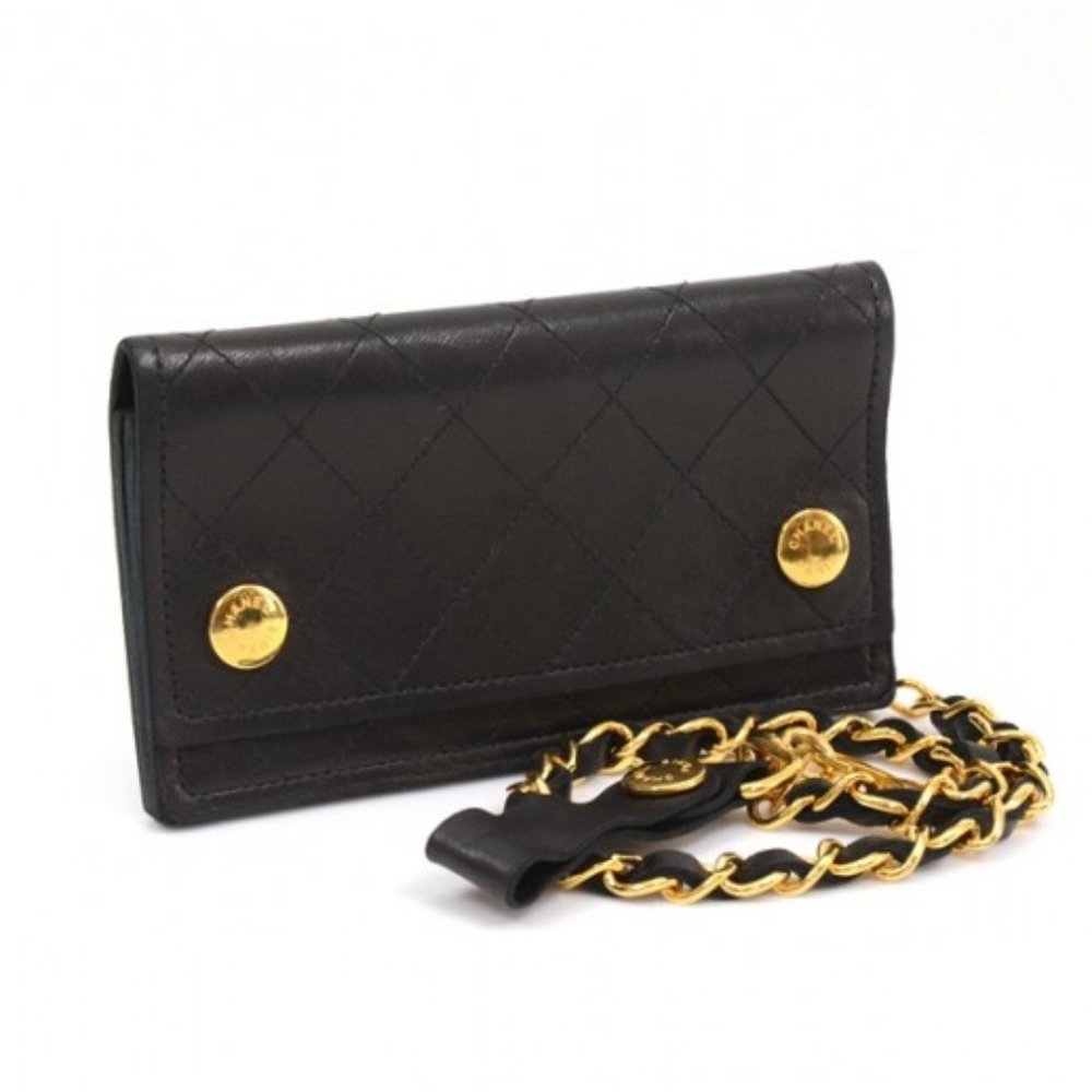 Chanel Quilted Leather Vintage Chain Wallet